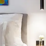 Three Bedroom With Old Town View - Orlanda's Apartament