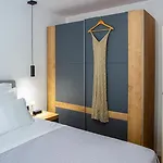 Three Bedroom With Old Town View - Orlanda's *