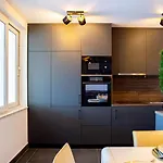 Three Bedroom With Old Town View - Orlanda's *