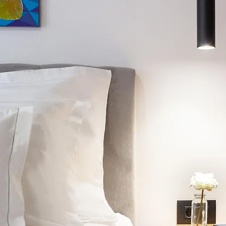 Three Bedroom With Old Town View - Orlanda's Apartment