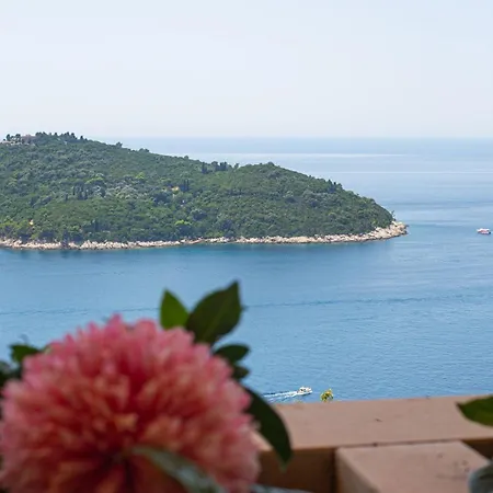 Apartament Three Bedroom With Old Town View - Orlanda's *